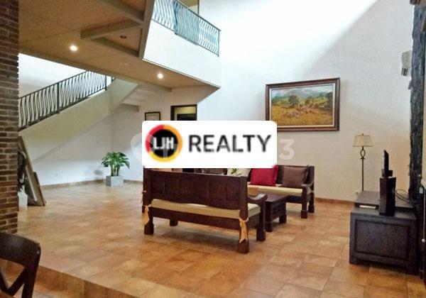 Rumah Country Style di Nusa Indah Ungaran 2