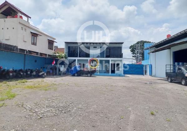 Gudang di Soekarno Hatta Salatiga Jawa Tengah