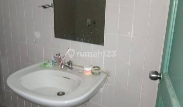 Di Jual/di Sewakan Rumah Mewah di Kemang Jakarta Selatan Cocok Utk Expat Office Kost. Lokasi Sangat Strategis di Pinggir Jalan Raya. 2