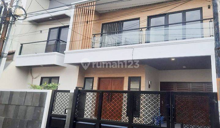 Rumah Bagus 2 Lantai Di Rawamangun jaktim 1