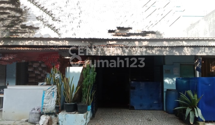 Rumah Pinggir Jalan Cocok Bangun Usaha Masa Kini Di Cipinang  1