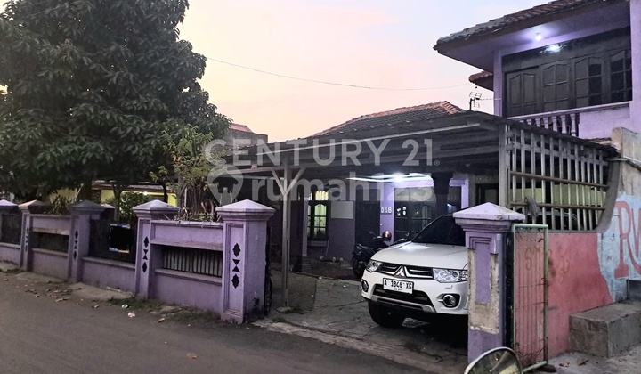 Corner House Ready to Occupy, Can Be a Residence or Office in Tangerang 2