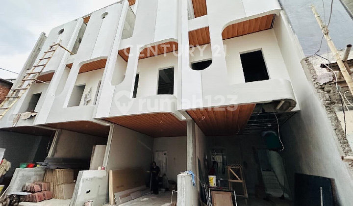 Rumah Premium Lokasi Fantastis Utan Kayu Dekat Pramuka Jakarta Rumah Premium Lokasi Fantastis Utan Kayu Dekat Pramuka Jakarta