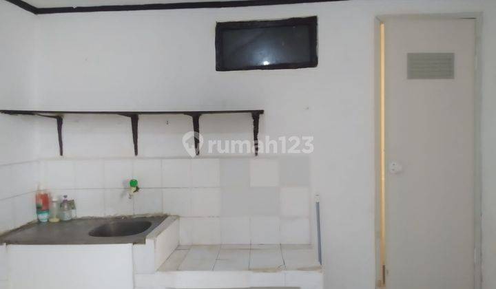 Disewakan Rumah di Utan Kayu 1