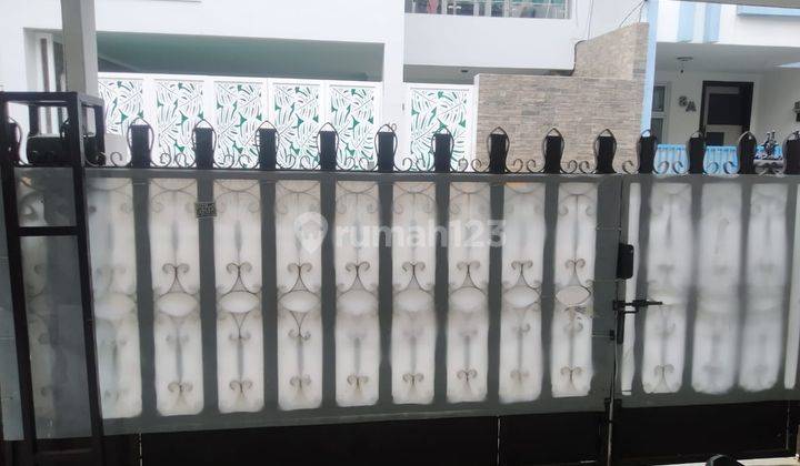 Disewakan Rumah di Utan Kayu 4