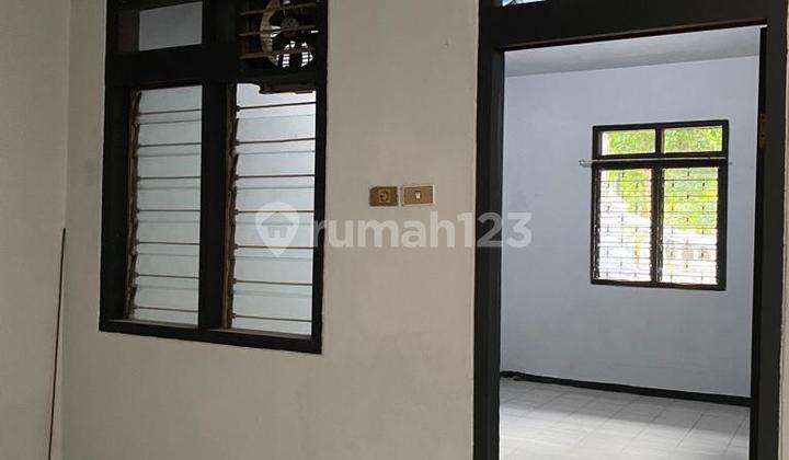 Disewakan Rumah di Kayu Putih, Jakarta Timur 10