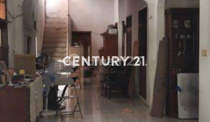 For Sale House Land Count Prime Location in Cempaka Putih 2