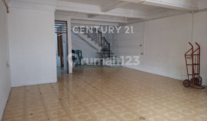 House or Office House in Johar Baru, Central Jakarta