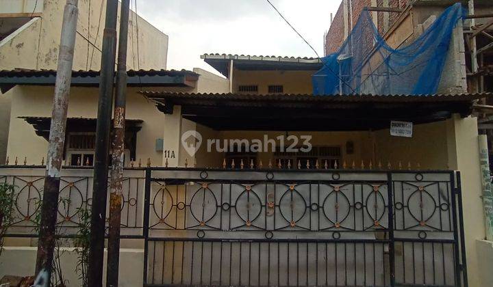 DISEWAKAN RUMAH 3 KAMAR DI AREA STRATEGIS TANAH KUSIR 1