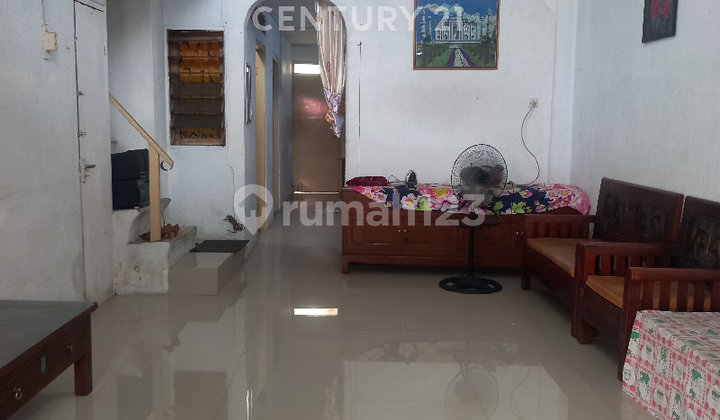 Rumah Lokasi Bagus di Kramat Jakarta Pusat 2