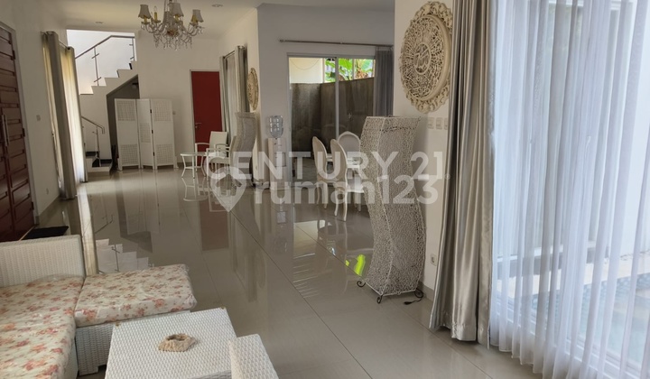 RUMAH HOOK FULL FURNISHED SWIMMING POOL COCOK UNTUK EXPAT 2