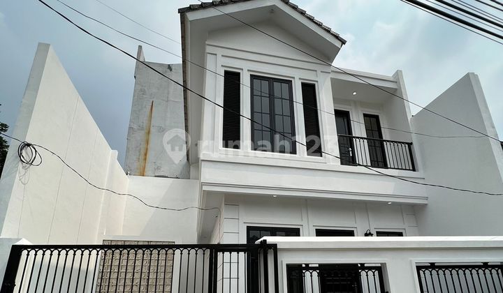 Disewakan Rumah Baru 2 Lantai Siap Huni di Utan Kayu, Jakarta Timur Disewakan Rumah Baru 2 Lantai Siap Huni di Utan Kayu, Jakarta Timur