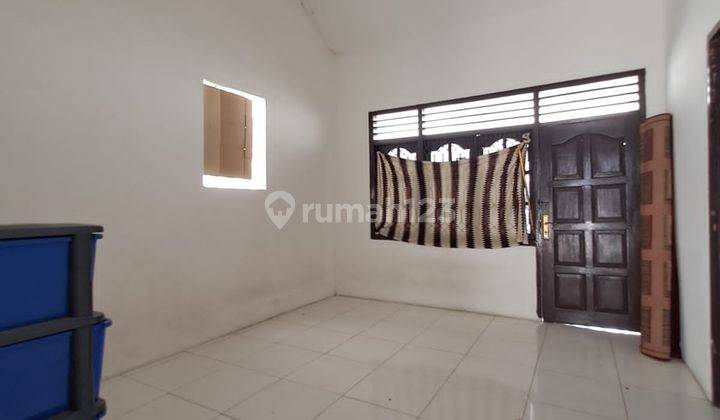 Rumah Hook 6 Kamar Tidur di Pulomas, Jakarta Timur 2