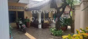 Di Jual Rumah Lokasi Strategis Pinggir Jalan Daerah Kemayoran