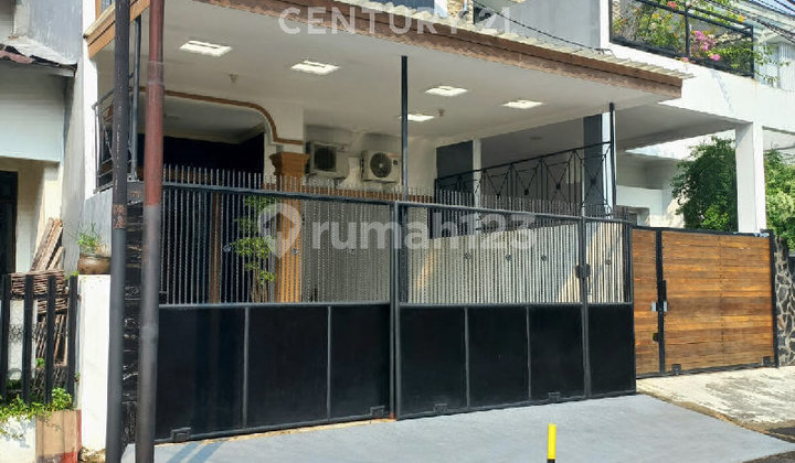 House with Good Environment in Duren Sawit House with Good Environment in Duren Sawit