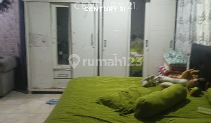 Dijual Koskosan 30 Kamar Bonus Tempat Usaha di Bekasi