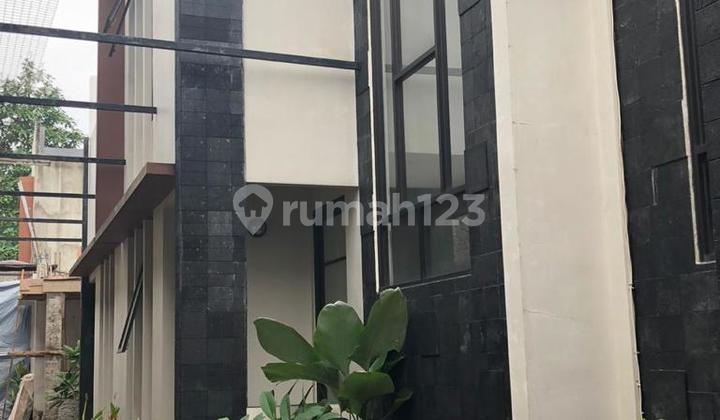 Fatmawati Dijual Townhouse 2 Lantai Siap Huni di Bali Maissonnete, Jakarta Selatan