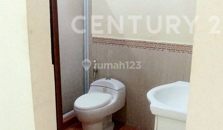 RUMAH CIBUBUR COUNTRY 2LT SEMI FURNISHED SIAP HUNI
 2