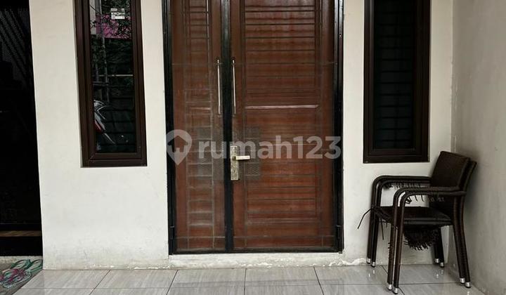 Dijual Rumah Cantik 2 Lantai dan Nyaman di Tebet, Jakarta Selatan 2