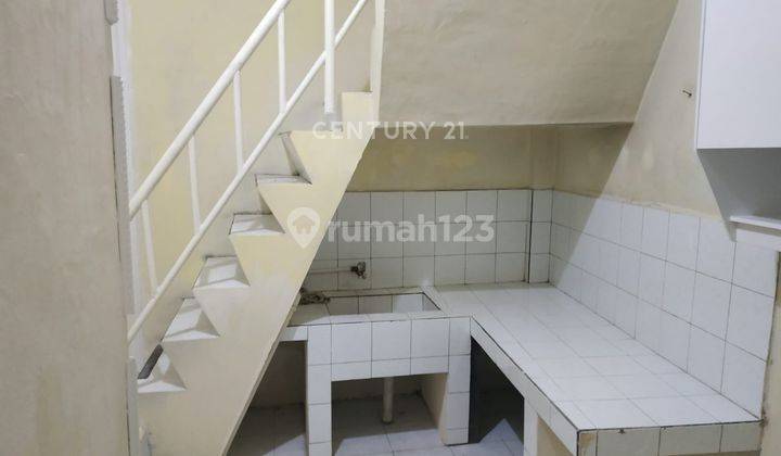 Sewa Rumah Model Ruko Di Jalan Kartini Pasar Baru 2 Lantai 2