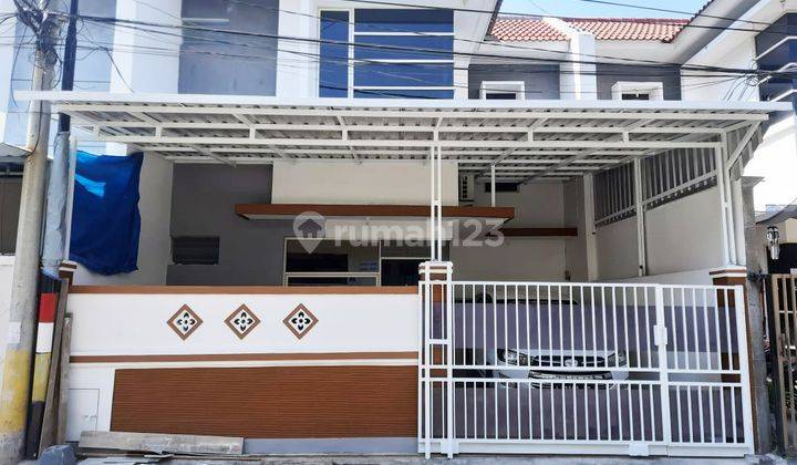 Rumah Bagus di Lebak Indah Townhouse
, Surabaya 1