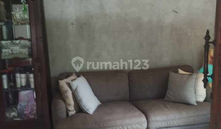 Nice House East Tenggilis 2