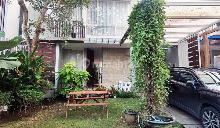 Rumah Semi Furnished di Somerset, Surabaya 1