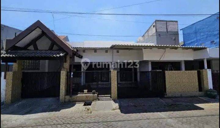 Rumah SHM di Darmo Permai Utara
, Surabaya 2