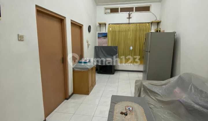Nice House in North Darmo Permai
, Surabaya 2