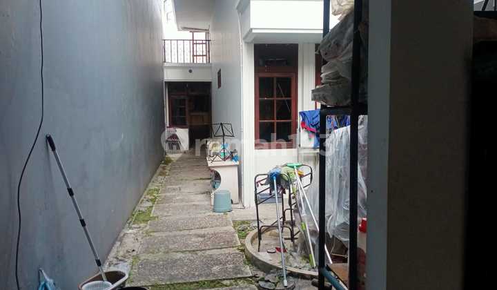 Nice House in Kertajaya Indah VII, Surabaya 2