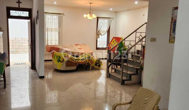 Dharmahusada Mas House, Mulyorejo Surabaya 2