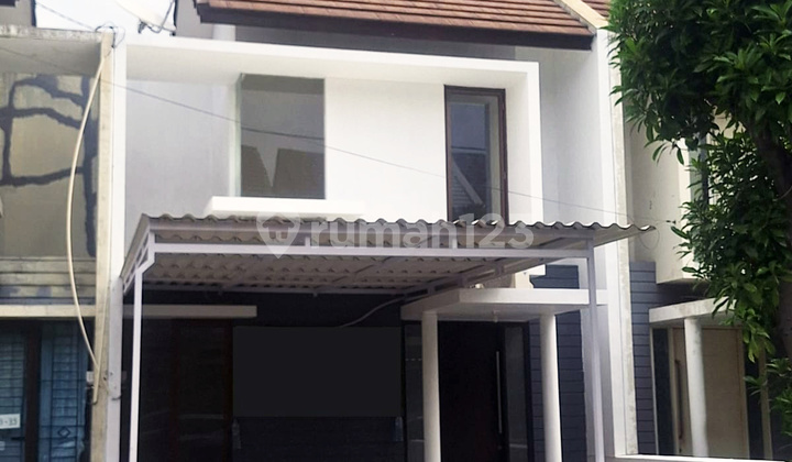 Rumah Pantai Mentari, Kenjeran, Surabaya