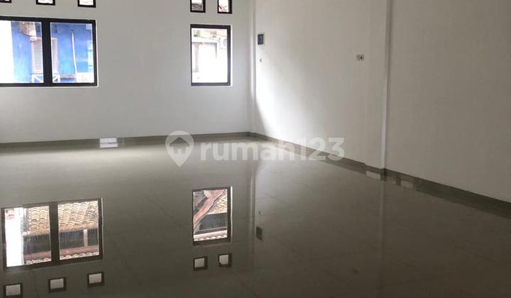 For Rent: Very Strategic Shop House for Office and Business