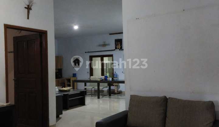 Dijual Cepat Rumah di Tomang Harga Sangat Bagus Dibawah NJOP