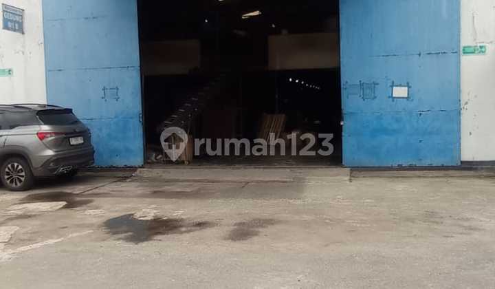 For Sale Warehouse and Land at a Good Price For Sale Warehouse and Land at a Good Price