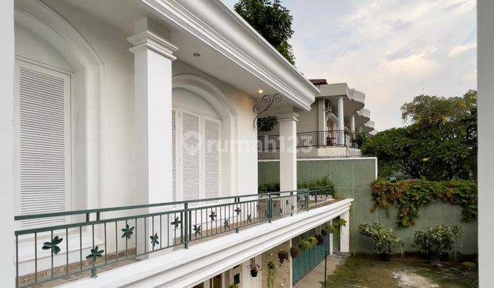 Rumah Cantik Bagus dan Mewah Tanah Luas ada Kolam Renang di Kemang Village Jakarta Selatan 1