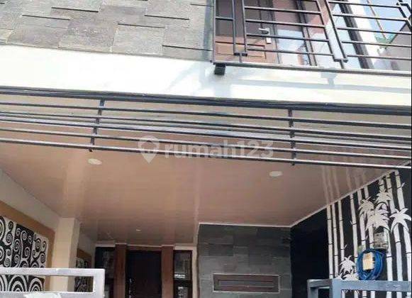 Rumah Siap Huni Good View 3 Lantai Sukasirna Punclut Di Lembang Bandung 1