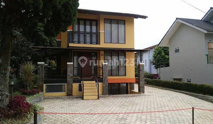 Rumah rasa villa full furnish Parongpong Lembang bandung 1