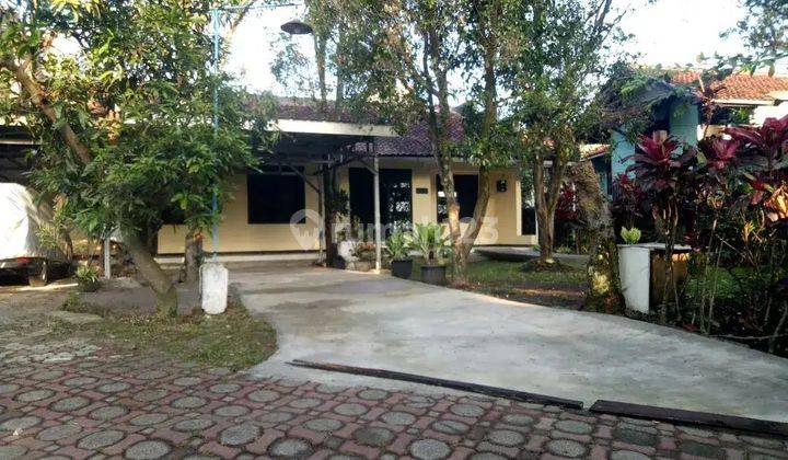 Rumah Murah Untuk Tinggal Keluarga Nyaman Pinggir Jalan Utama Dekat Universitas Maranatha Bandung 1