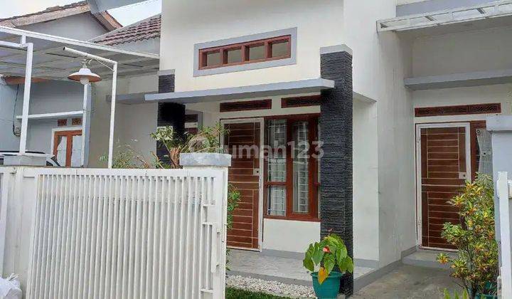 Rumah Minimalis Baru Tanpa Furnish Di Kopo Bandung 1