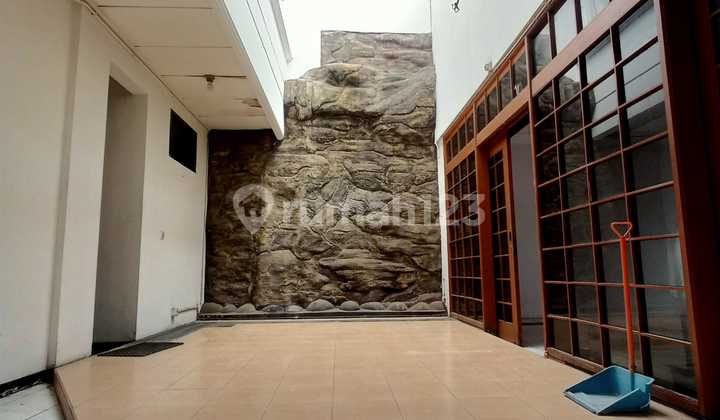 Disewa Rumah Luas Cocok Untuk Kantor Workshop Toko Online Turangga Bandung Disewa Rumah Luas Cocok Untuk Kantor Workshop Toko Online Turangga Bandung