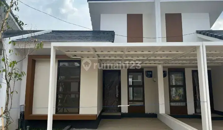 Rumah Baru Strategis Dalam Komplek Podomoro Park Buah Batu Bandung Dekat Akses Tol 2