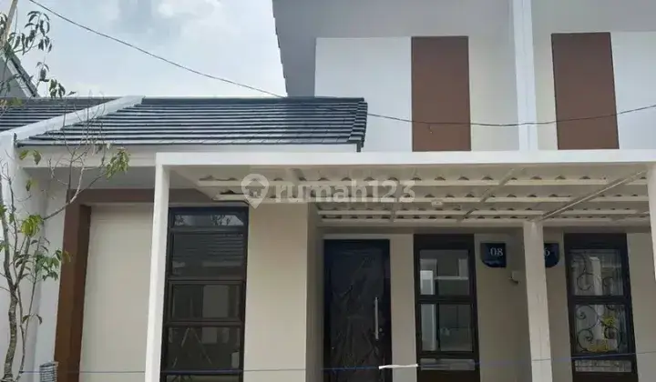 Rumah Baru Strategis Dalam Komplek Podomoro Park Buah Batu Bandung Dekat Akses Tol 1