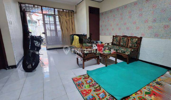 Rumah Terawat Nyaman dan Aman di Taman Cibaduyut  1