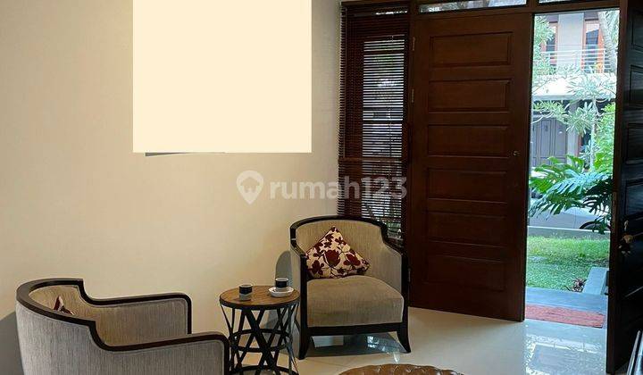 Rumah Mewah Full Furnished Terawat di Batununggal Bandung 1