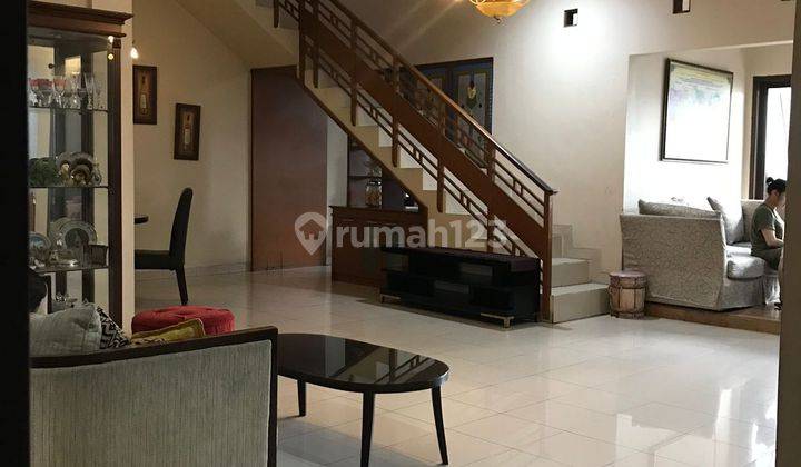 Rumah Bagus Cantik Siap Huni di Komplek Batununggal Bandung 2