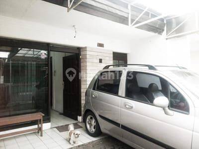 Disewakan Rumah Siap Huni Semi Furnish Pusat Kota Sayap Pungkur Dekat Alun-alun Bandung 2