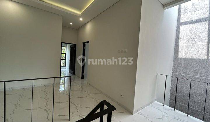 Jual Rumah Baru  Minimalis di Turangga 1