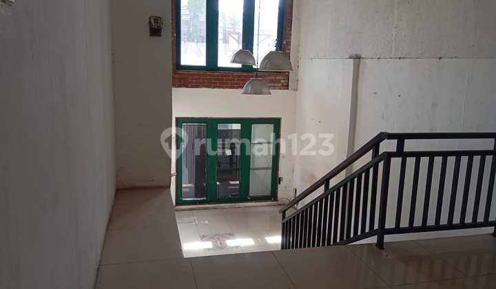 For Rent: 2-Story Commercial Space in Setiabudi Wing