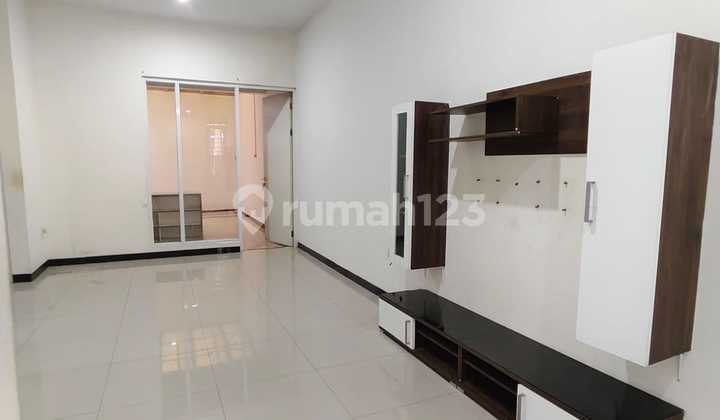 Rumah Minimalis Full Furnish di Taman Kopo Indah Tki 5